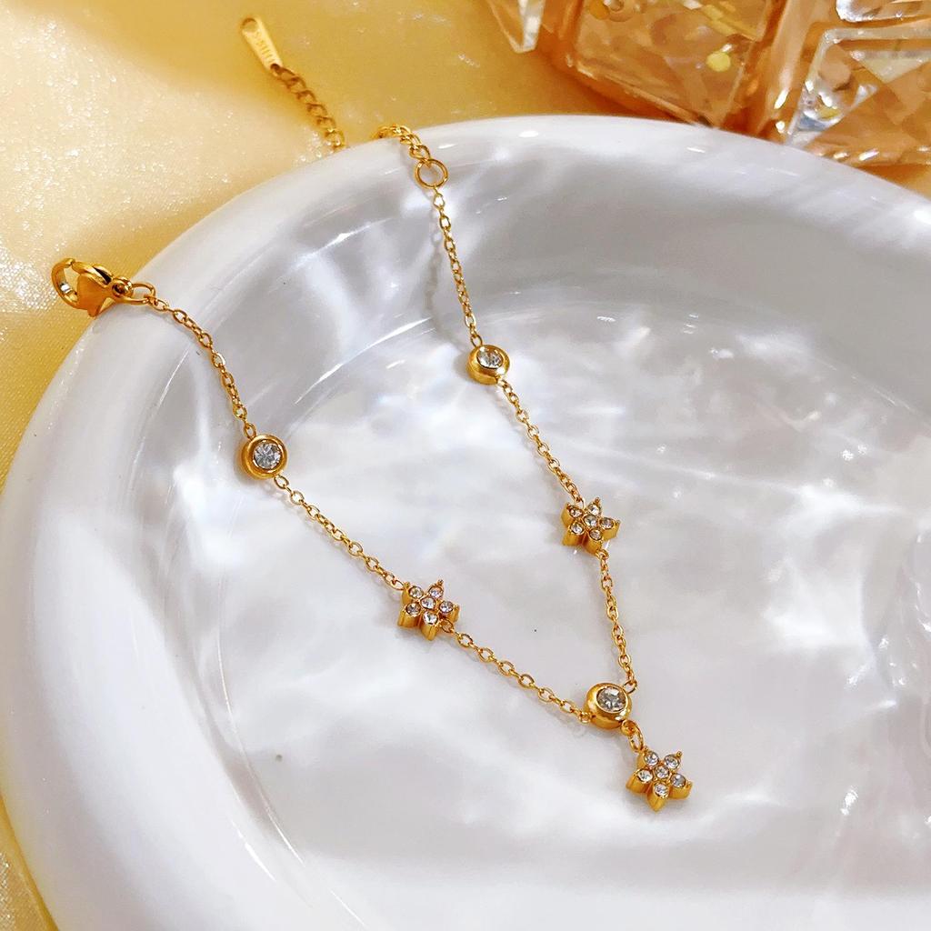 Meichen 18k Gold Non-Fading Titanium Steel Women's Fashion Bracelets - Simple, Versatile, Trendy European and American Style.