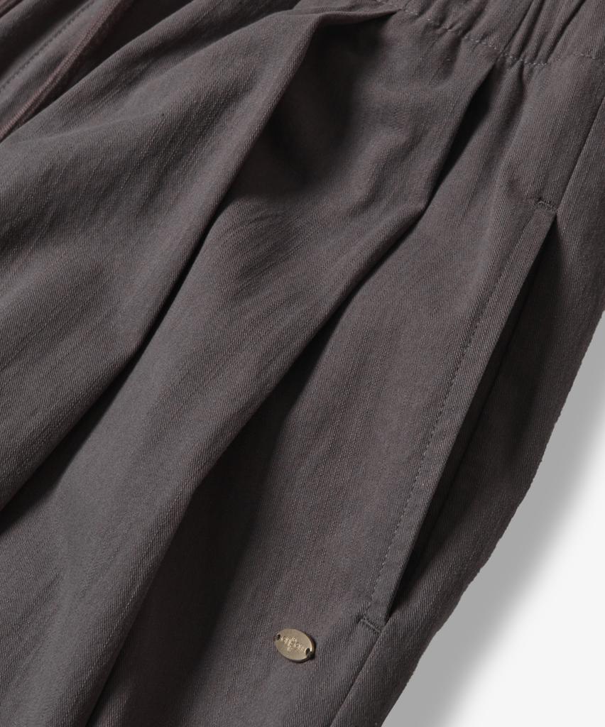 Yujen Double-Pleat Wide Cotton Elastic Waist Pants_Charcoal