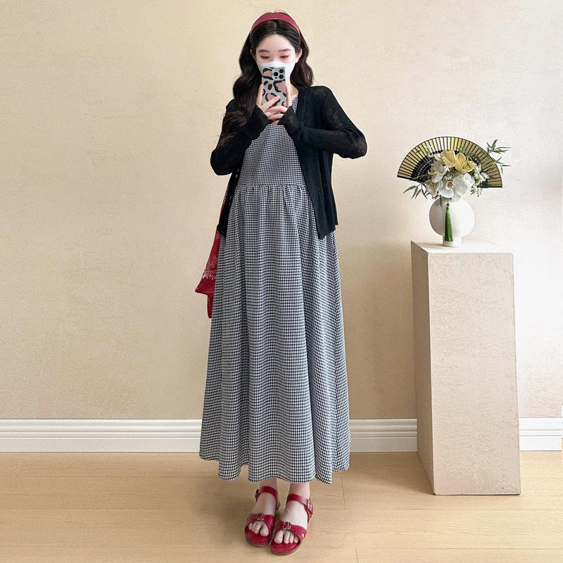 

2026 Early Spring Korean Plaid Maternity Pinafore Dress & Sun Protection Two-Piece Set XL