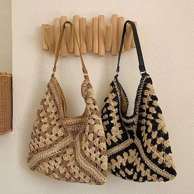 Color Block Straw Weaving Shoulder Bag Large Capacity Summer Beach Vacati Bag Underarm Bag Simple Urban Style Polyester Lining