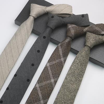 Wollmischkrawatte Herren- und Damen-Freizeit Britisch Gestreiftes Karomuster Kleiner Duftender Stil Fotografie Gentleman's Handkrawatte