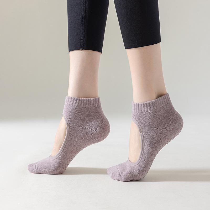 Women's Spring and Summer Yoga Pilates Gym Indoor Floor Non Slip Breathable Socks