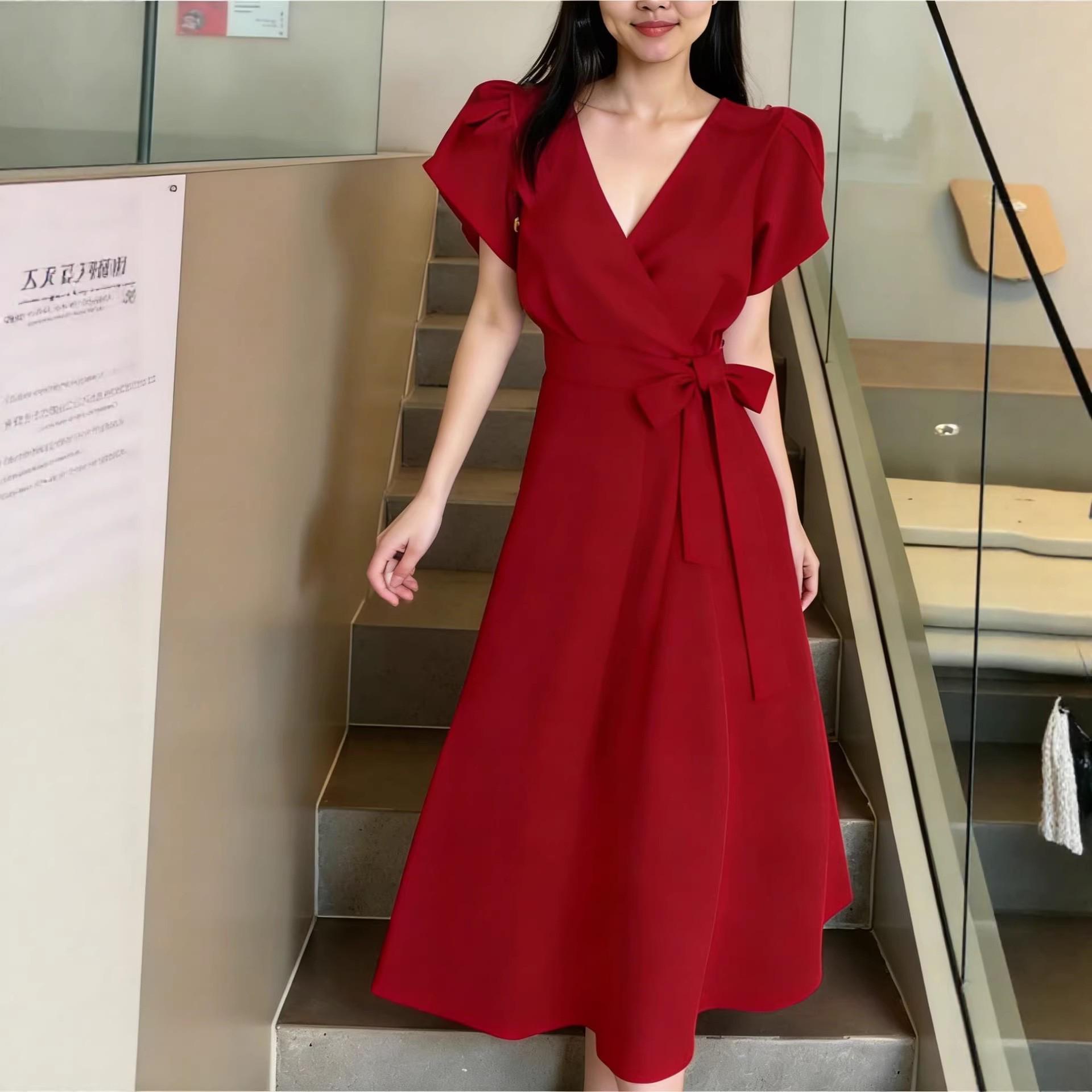 

Red French Cross-Neck Lace-up Mid-Length Bud Dress - In Stock XL красный