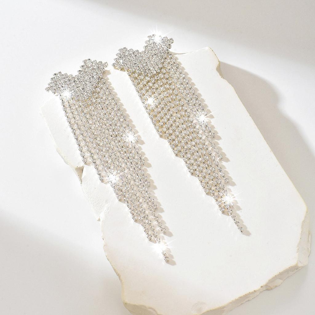 Super Flash Exquisite Korean Edition Evening Banquet High End Charm Earrings and Earrings Jewelry