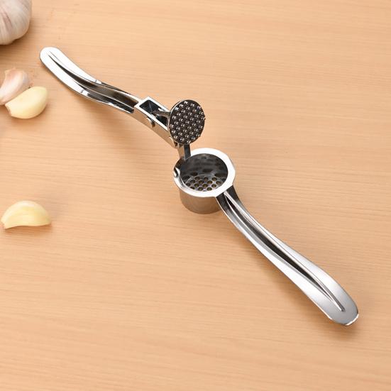 Manual Garlic Press Alloy Garlic Mincer with Ergonomic Handle Rustproof Garlic Crusher for Kitchen Restaurant