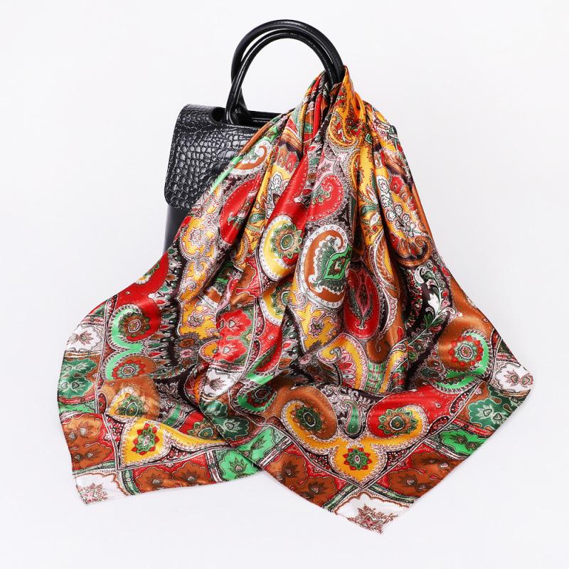 Lightweight Scarves, Shawls and Headscarves: 90 Large Handkerchiefs, Ladies’ Shawls, Cashew-coloured Faux Silk Scarves