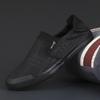 New Spring Mesh Breathable and Lightweight  Men's Shoes Casual Shoes Soft Sole Slip-On Fashion for Men Sneakers Men