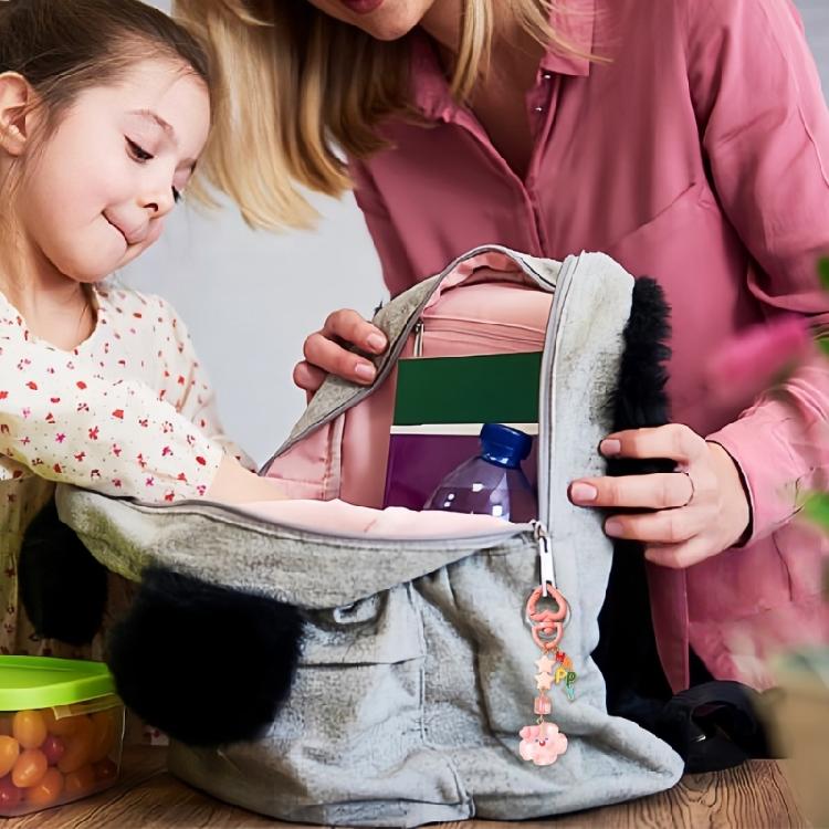 Whimsical Cloud Star Keychain Metal Beadwork Cloud Shaped Keyring Pendant Cute Functional Gift for Women and Teens