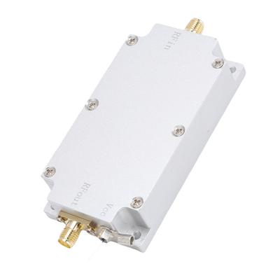 HF-Verstärker 868MHz 15W Ausgang 40dB Hoher Gewinn 833-903MHz Breitband HF-Verstärkermodul Unterstützung 24V 28V