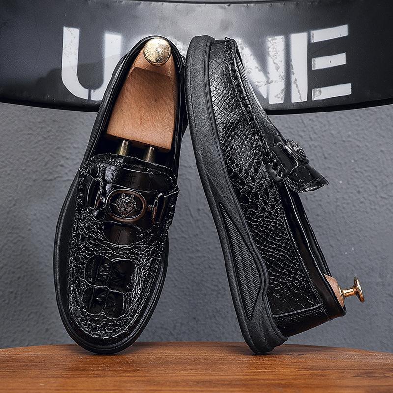 

Мужская обувь 2024 года, весенние туфли с мягкой подошвой, мужские туфли с одной педалью, перчатка с крокодиловым узором, универсальные повседневные кожаные туфли для мужчин 39