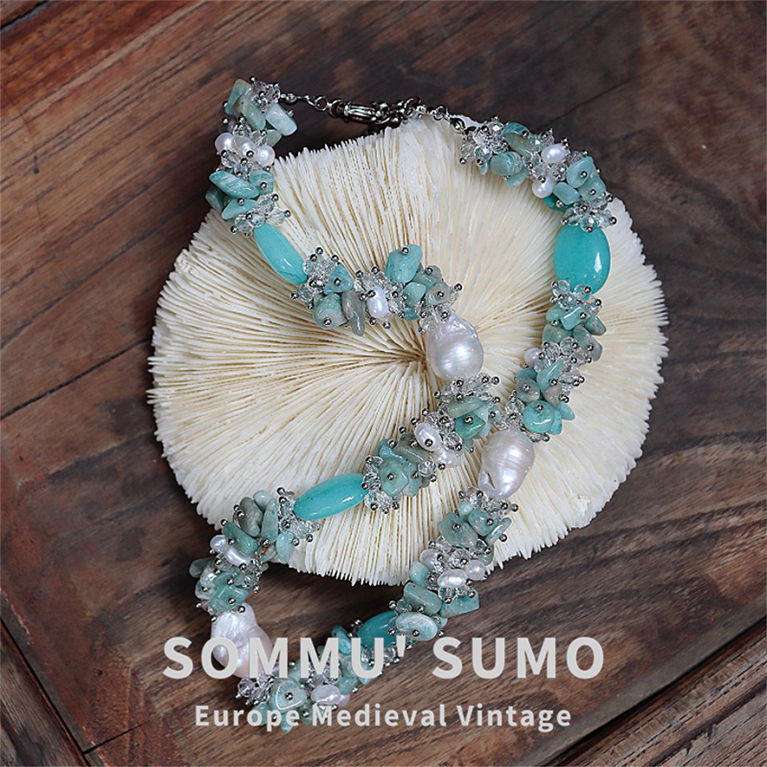 

Handmade heavy industry luxury aurora cold light meter-shaped pearl natural gravel necklace