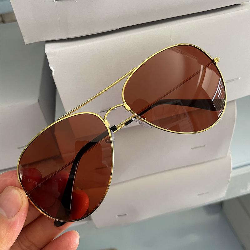 Vintage Aviator Unisex Sunglasses - Model 3025 Frog Eye