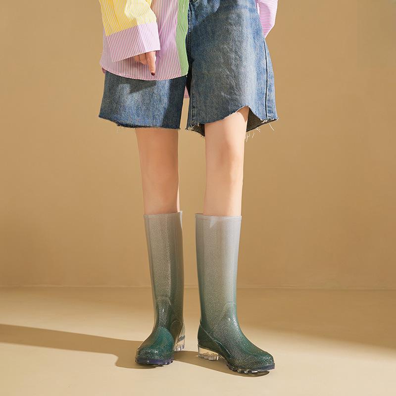 Women's Fashion Gradient High-Top Rain Boots with Velvet Lining for Winter Shopping, Camping, and Sea Wading
