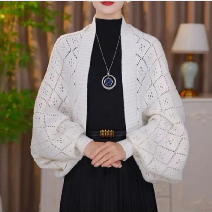 2025 Spring Elegant Knitted Cheongsam Shawl Cardigan - Young, Simple Style