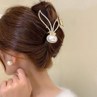 Fresh Unique Rabbit Pearl Metal Hair Clip