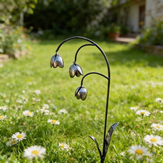 Metall Maiglöckchen Gartendekoration Wetterfestes Außenornament Blumenskulptur für Terrasse Hof Rasen Dekoration