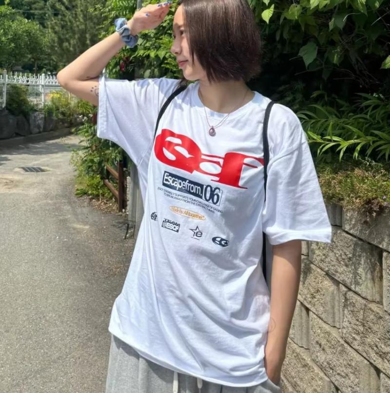 2025 lehký luxusní letní nový móda tričko s krátkým rukávem kulatý výstřih ležérní volný všestranný pánský a dámský top s polovičním rukávem