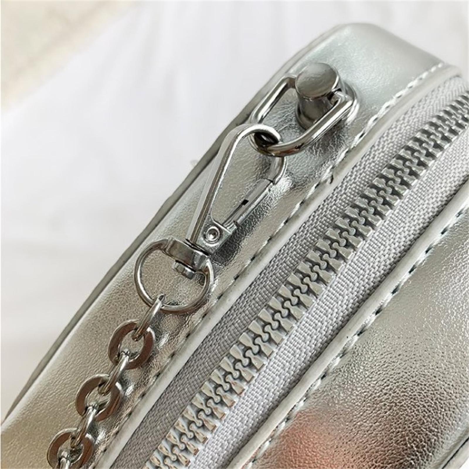 Модная сумка через плечо в форме геймпада — фото 5