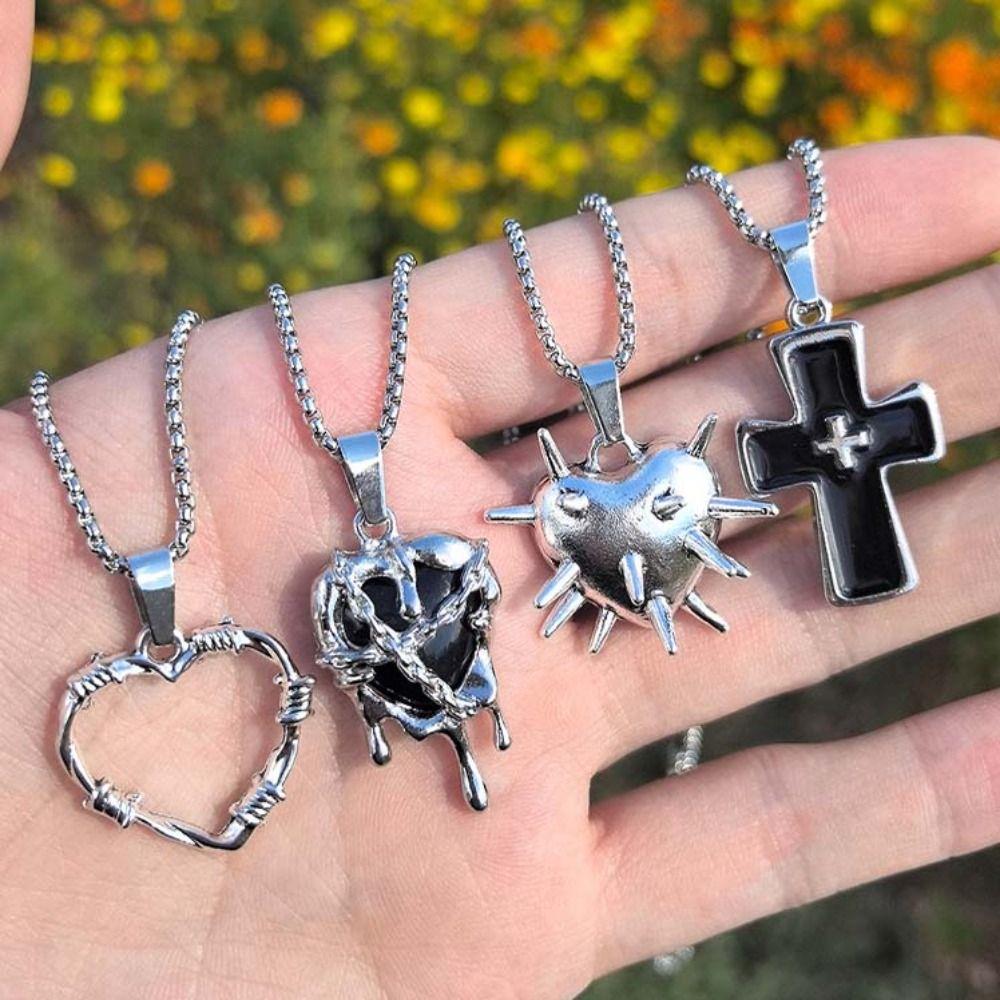 4PCS Personality Thorn Love Necklace Set Gothic Style Crucifix Pendant Chain  Church