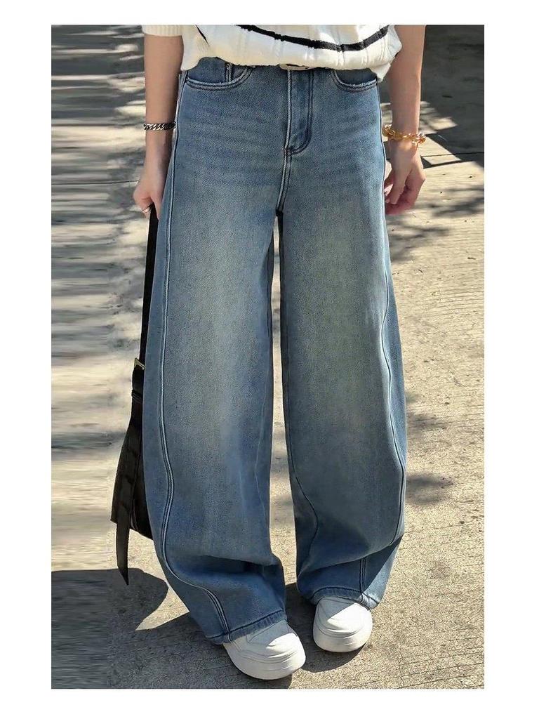 Women's High-Waist Light Blue Denim Wide-Leg Pants with Plus Velvet, Curved Leg, Perfect for Autumn/Winter 2025.