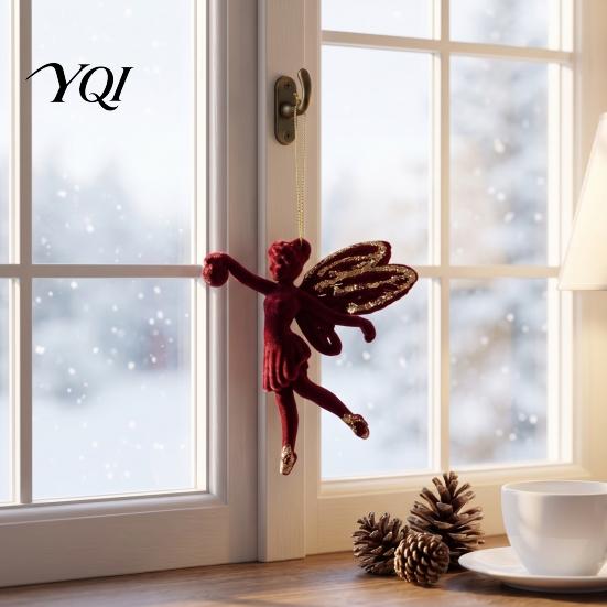 Seasonal Garland Door Decorations Flocked Christmas Ornaments with Gold Edging, Retro Red Velvet Hanging Holiday Tree Decoration, Elk Gingerbread Man