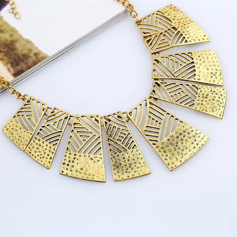 Alloy Unisex Vintage Necklace With Openwork Design Chain For Special Occasions