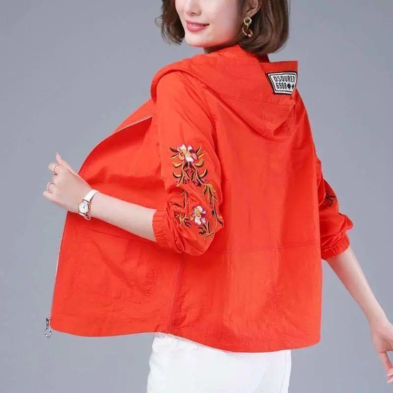 Women's Sun Protection Thin Coat Waterproof Clothing Windbreaker Hooded Casual Jacket