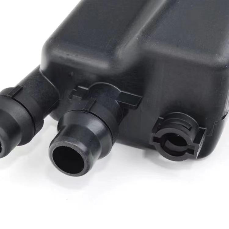 BMW Ausgleichsbehälter für 5er E39 & 7er E38 - Kühlmittelbehälter 17111436381