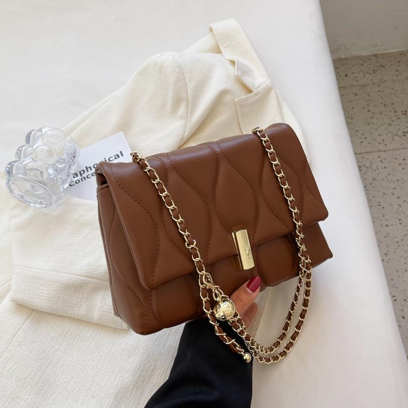 Spring Fashion Small Square Bags for Women  Soft Leather Flap Design One Shoulder Bag Lady Commuter Handbags Purses