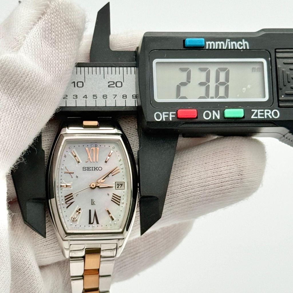 Used Seiko Lukia Shell 1P Diamond 1B32-0AA0 Tonneau Radio Solar Women's Watch 231