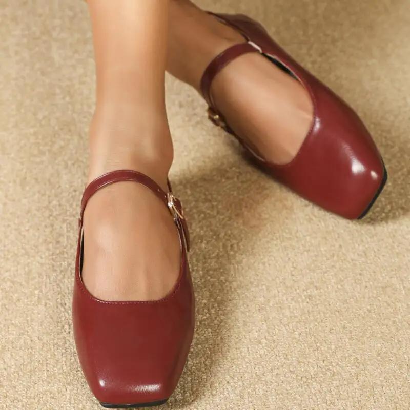 2025 Spring New Retro Women Flat Ballet Shoes Fashion Sneakers Square Toe Ladies Casual Mary Jane Slingback Shoes Designer Shoes