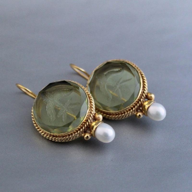Retro Style Round Green Carving Figure Crystal Stone Mosaic Pearl Personality Earrings For Women Exquisite Jewelry
