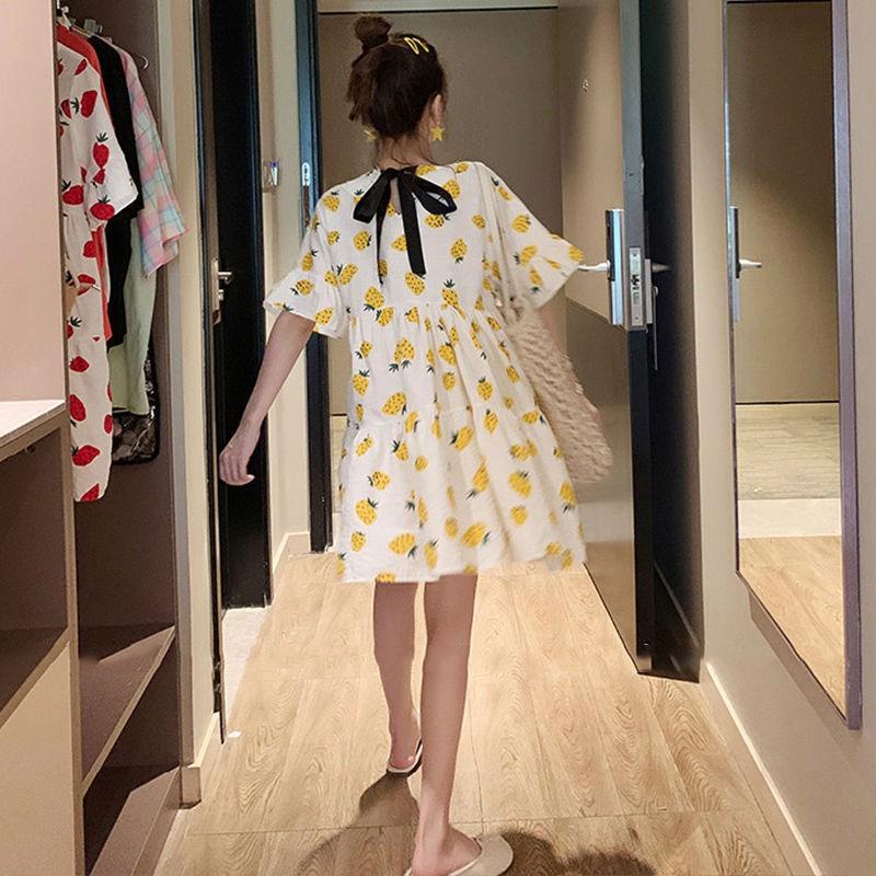 Korean Style Strawberry Maternity Mid-Sleeve Dress, Summer 2024: Loose, Stylish, Belly-Covering Dress for Expectant Mothers.