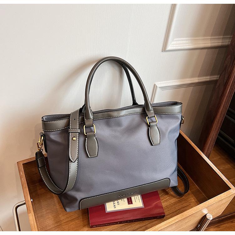 

Simple ladies trend line handheld tote bag nylon cloth lightweight waterproof shoulder crossbody bag