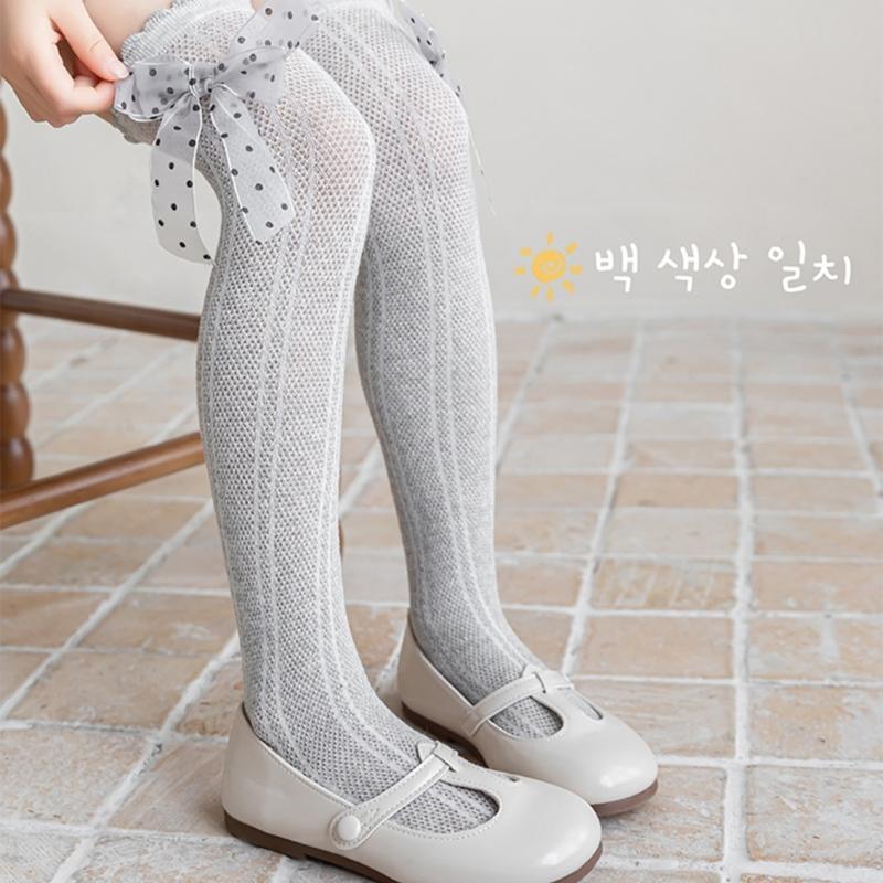 Süße Spitzenrüschen Baby Strümpfe Schleifen-Dekor Kinder Kniehoch Baumwolle Säuglinge Lange Schlauchsocken Stilvolle Strumpfwaren