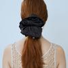 Mellotory Cloud Shirring Scrunchie (black)