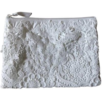 Vivienne (Vivienne) [Flat Pouch 14 X 20 Cm, Off-White] Fibranche Series Lace Embroidered Accessory Case WK1950A1