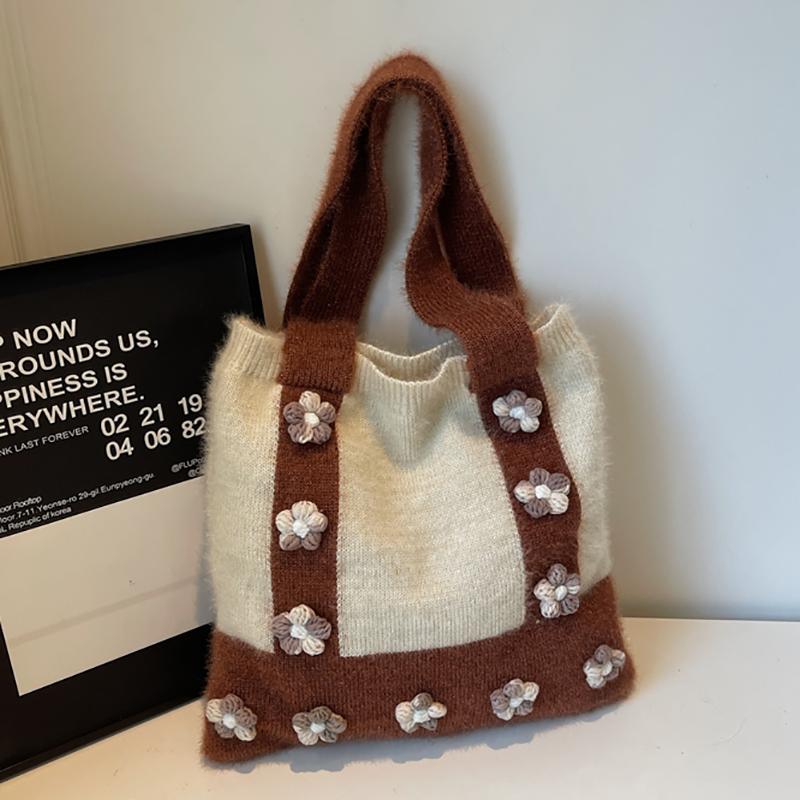 Women Plush Shoulder Bag Warm Cloth Fabric Handbag Soft Designer Flowers Handbags Girls Shoulder Bag Shopping Bag Large Capacity