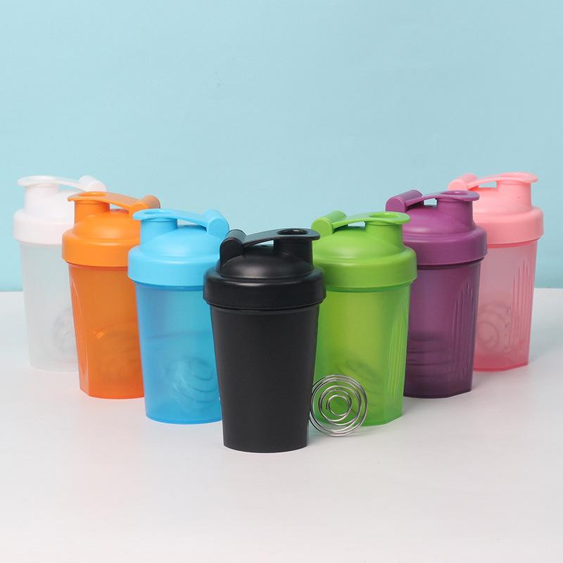 Water bottle manufacturer plastic hand cup 100ML protein powder cup shaking cup milkshake cup sports mixing cup hot sale