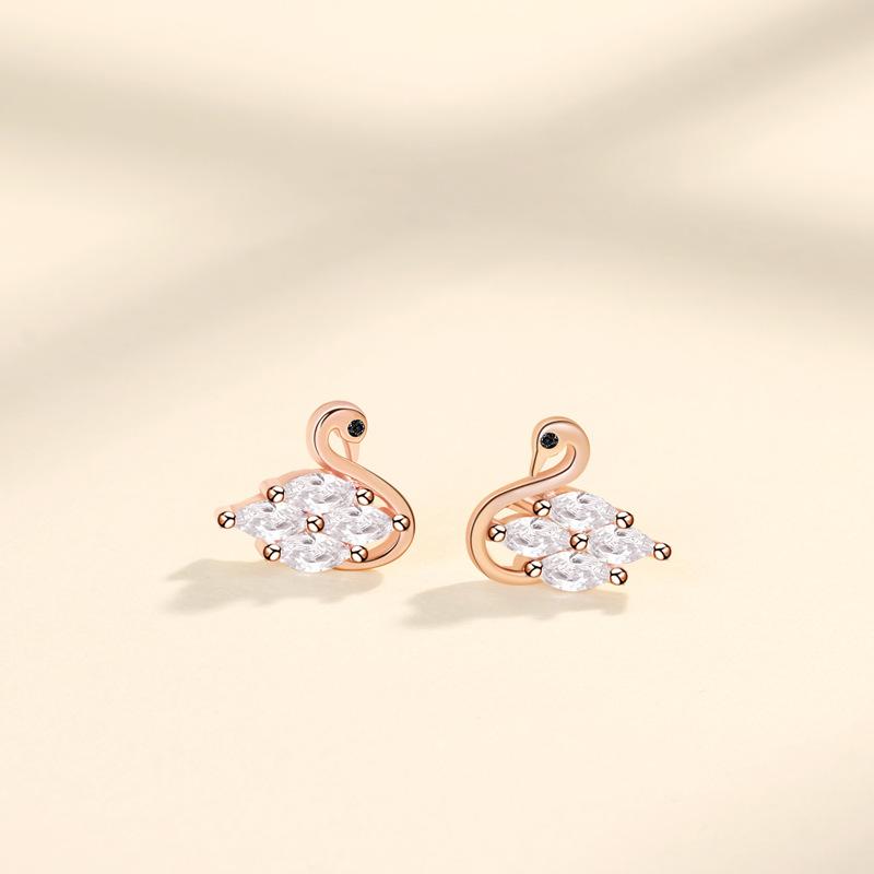 

Маленькие серьги-гвоздики в виде свежего лебедя, женские корейские серьги с темпераментом, милые, простые, с индивидуальностью