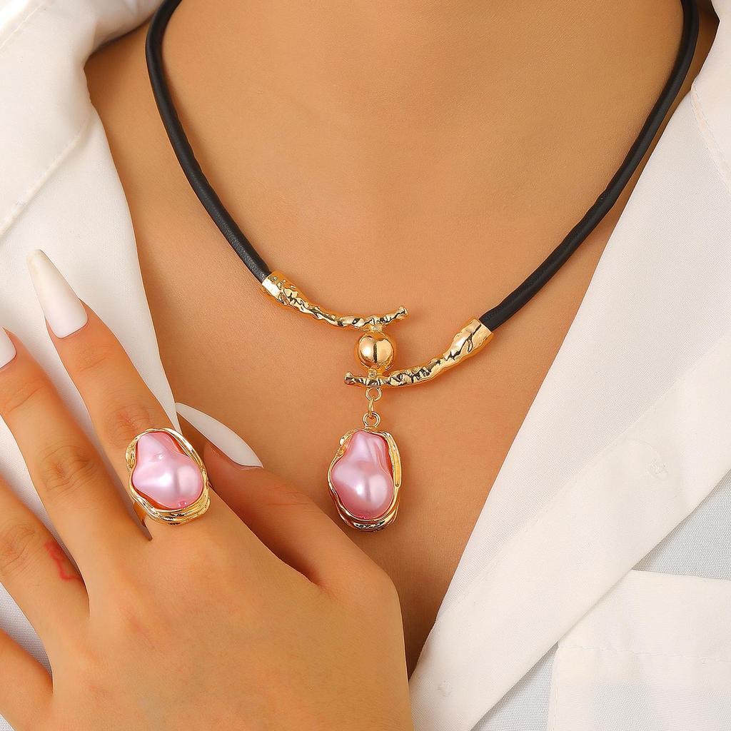 Baroque Pearl Choker - European & American Style with Irregular Design, Simple Metal Open Necklace