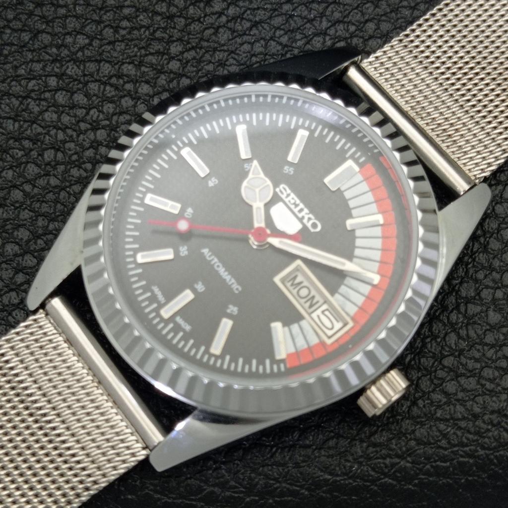 AUTOMATIC VINTAGE REFURBISHED SEIKO 5 6309A JAPAN MENS BLACK WATCH a440678-9 Sk-a440678-1