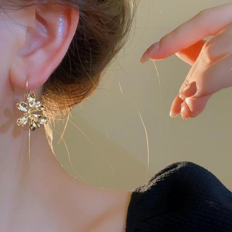 Trendy Geometric Flower Drop Dangle Earrings For Women Simple Desgin Earrings Party Wedding Fashion Jewelry Accessories 2025