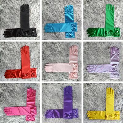 Bruiloft accessoires – Bruidshandschoenen