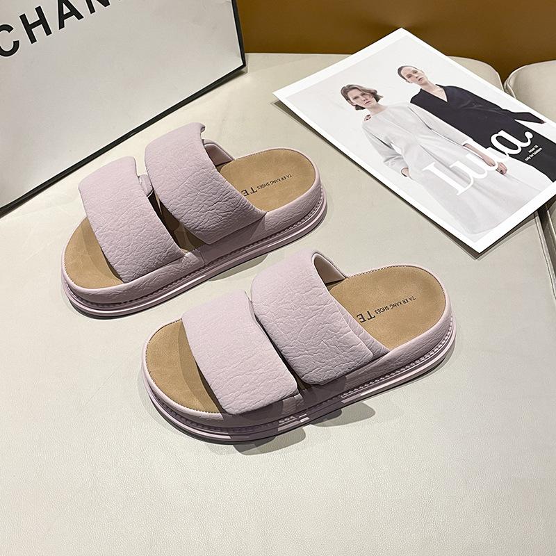 

Summer girls height-increasing thick-soled slippers 2025 new soft-soled outer wear fashion casual beach double-belt one-word slippers 40 розовый