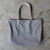 VISCOSE BLEND REVERSIBLE CITY BAG [GREY]