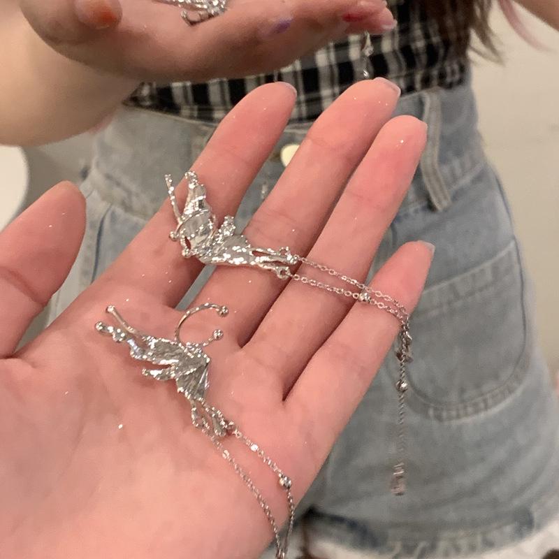 

Металлические серьги-каффы с жидкой кисточкой без прокола - Холодный стиль