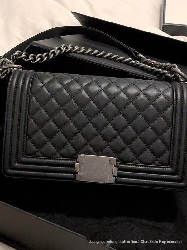 Women's Luxury Crossbody LeBoy Diamond Lattice Chain Bag - Classic Small Fragrance Style