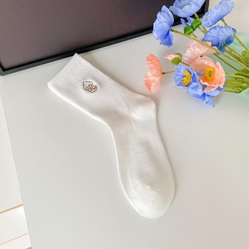 White Socks, Women's Autumn and Winter Embroidered Mid-calf Socks, Simple and Trendy Cotton Socks
