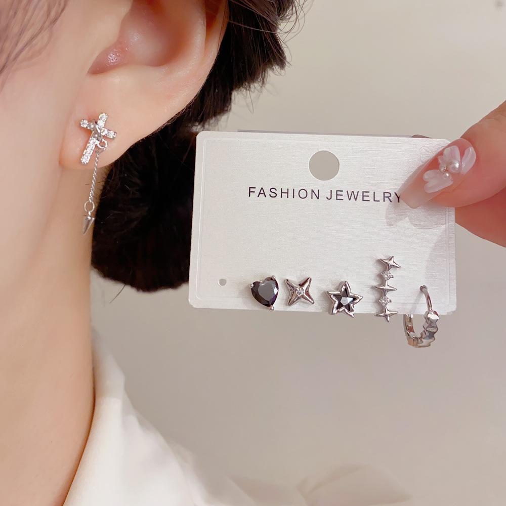 Sweet Cool Retro Style Star & Heart Cross Earrings - High-End Fashion Ear Accessories